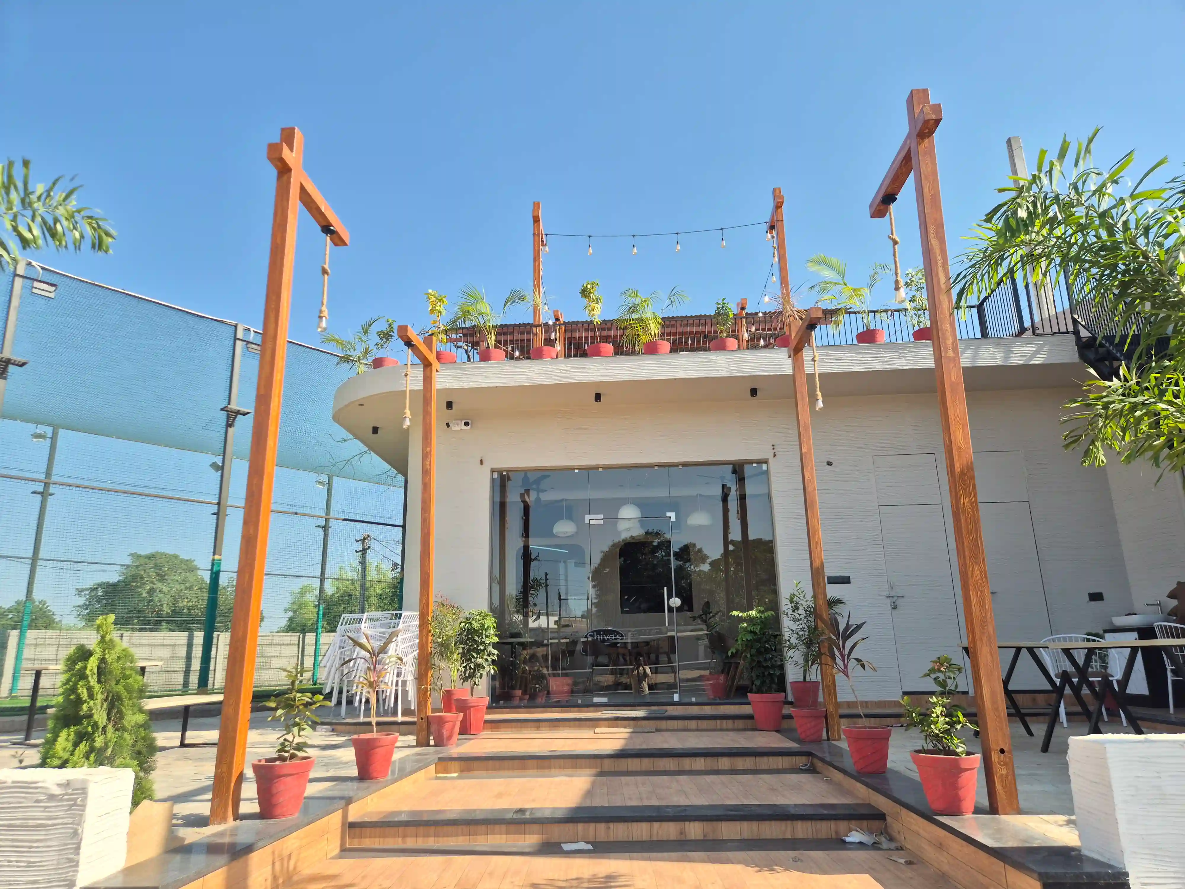 Shiva's Cafe Moment 3